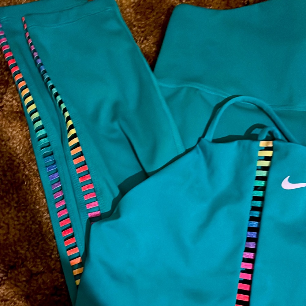 Nike set of leggings and bra
